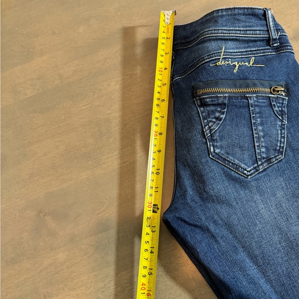 Desigual Women’s Blue Jeans with Distressed Details - Picture 7 of 8
